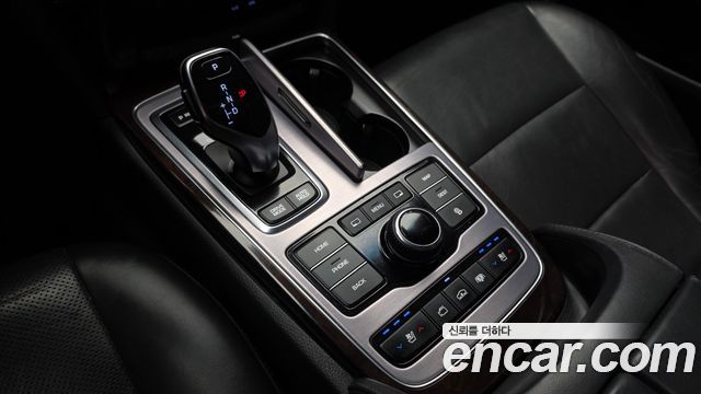 Hyundai Equus 2015 — photo 12