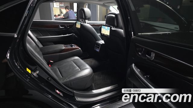 Hyundai Equus 2015 — photo 18