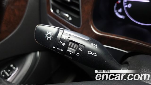 Hyundai Equus 2015 — photo 26
