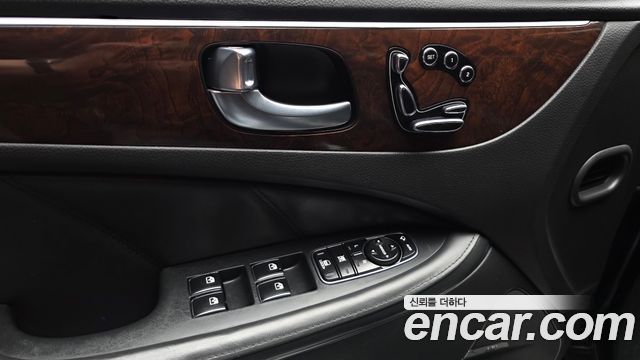 Hyundai Equus 2015 — photo 27