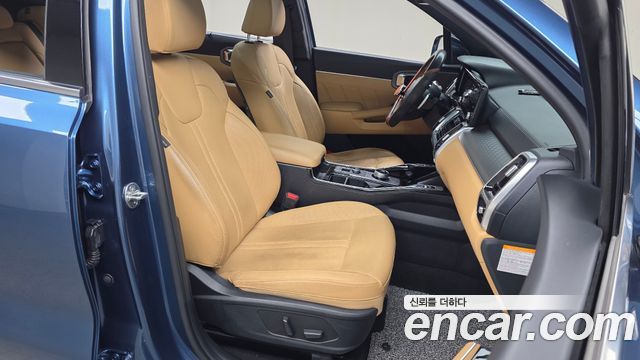 Kia Sorento 2023 — photo 17