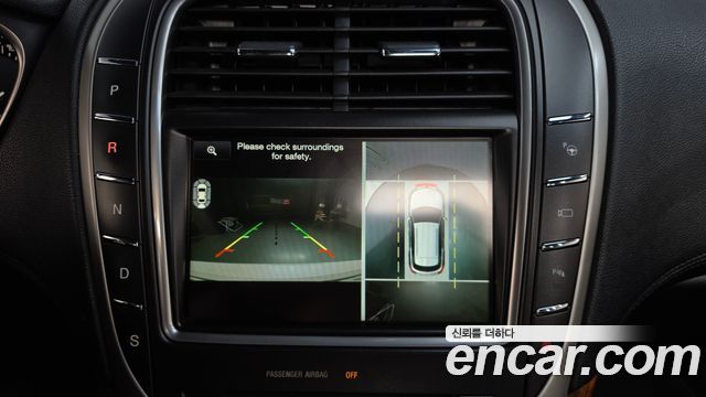 Lincoln MKX 2016 — photo 15