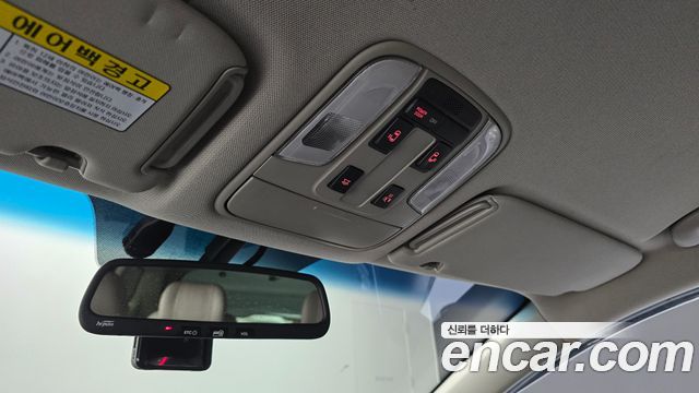 Kia Canival 2017 — photo 19