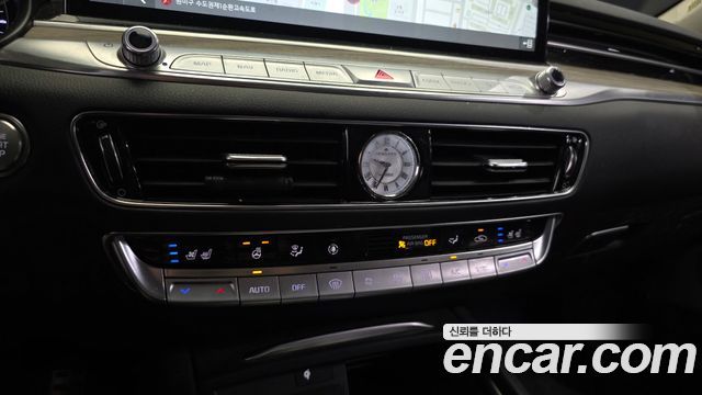 Kia K9 2025 — photo 32