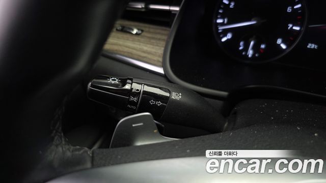Kia K9 2025 — photo 38