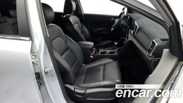 Kia Sportage 2016 — photo 17