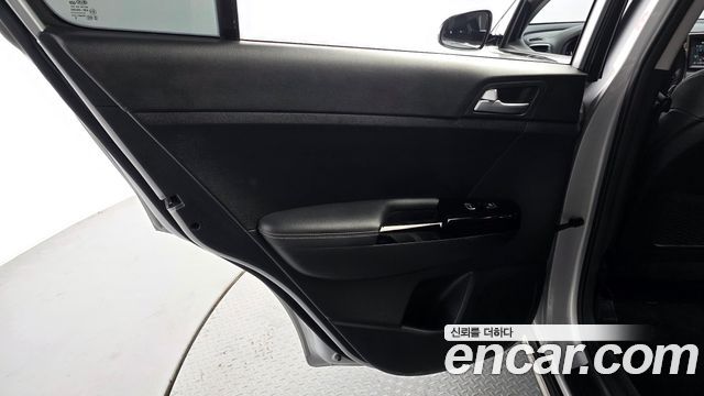 Kia Sportage 2016 — photo 15