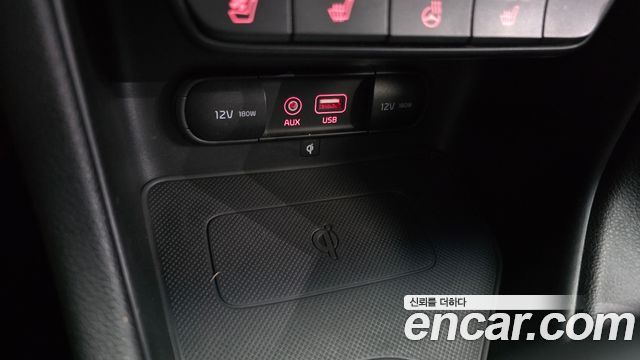 Kia Sportage 2016 — photo 28