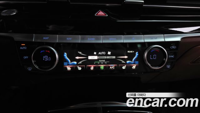 Genesis G80 2021 — photo 32