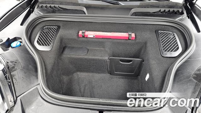 Porsche Macan 2025 — photo 6