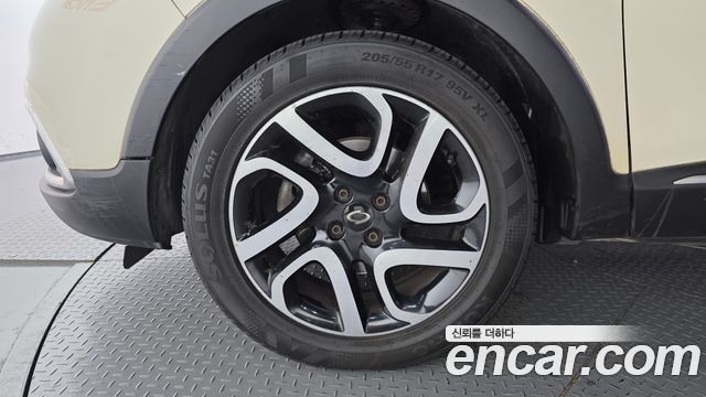 Renault Korea QM3 2016 — photo 5
