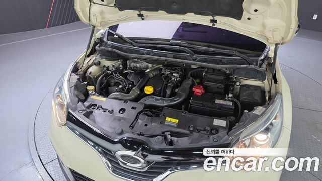 Renault Korea QM3 2016 — photo 6