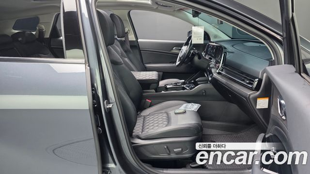 Kia Sportage 2022 — photo 16