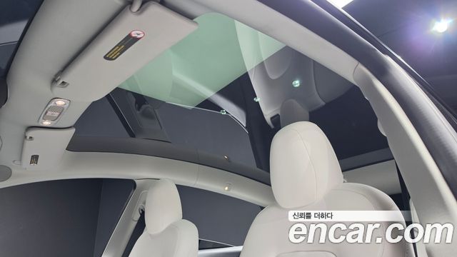 Tesla Model Y 2022 — photo 24