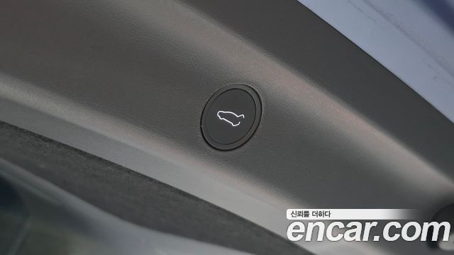 Tesla Model Y 2022 — photo 25
