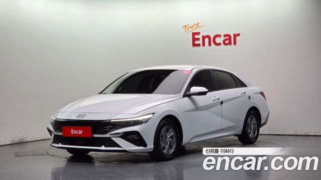 Hyundai AVANTE 2024 — photo 1