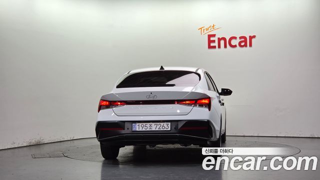 Hyundai AVANTE 2024 — photo 4