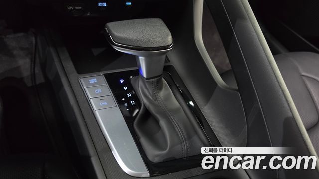 Hyundai AVANTE 2024 — photo 12