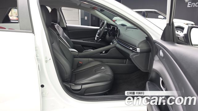 Hyundai AVANTE 2024 — photo 17