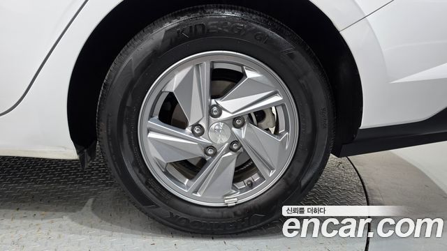Hyundai AVANTE 2024 — photo 7