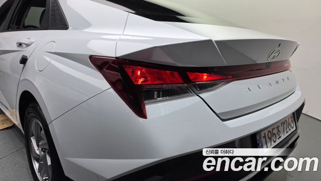 Hyundai AVANTE 2024 — photo 9
