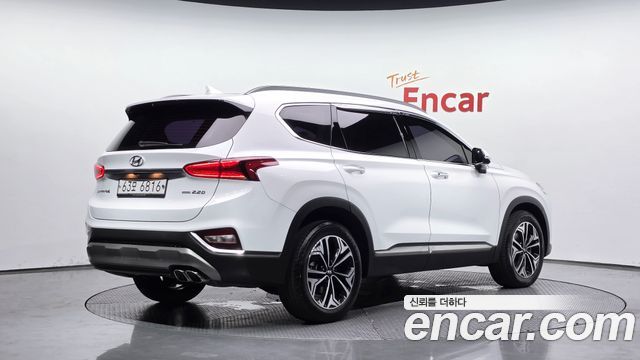 Hyundai Santafe 2019 — photo 2