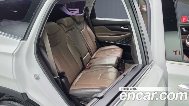 Hyundai Santafe 2019 — photo 18