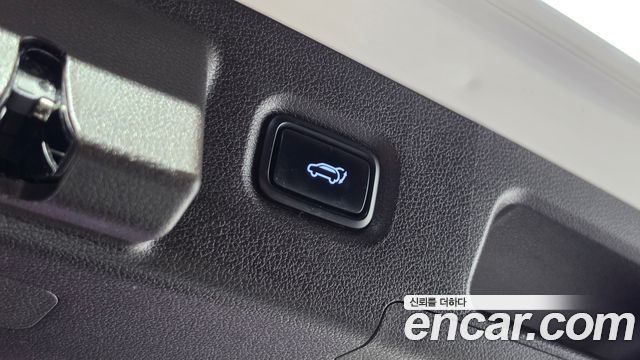 Hyundai Santafe 2019 — photo 26