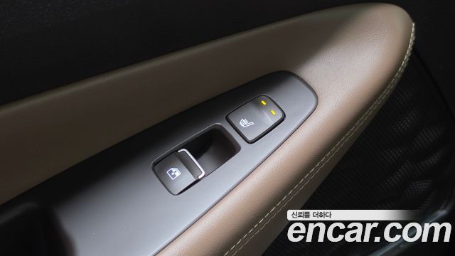 Hyundai Santafe 2019 — photo 28