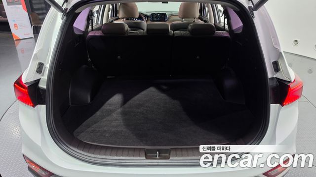 Hyundai Santafe 2019 — photo 34