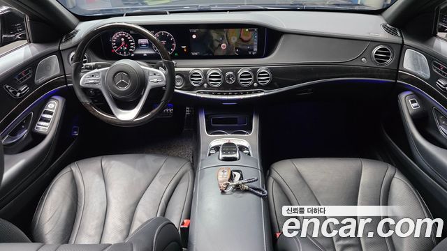 Mercedes-Benz S-Class 2018 — photo 10