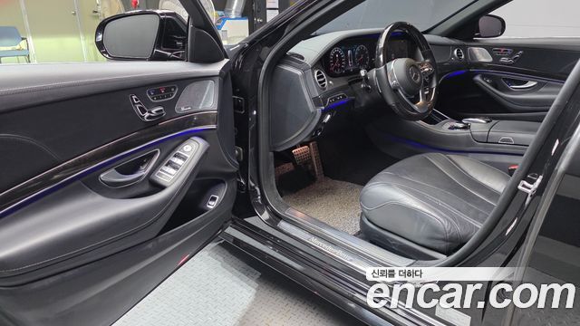 Mercedes-Benz S-Class 2018 — photo 13