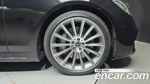 Mercedes-Benz S-Class 2018 — photo 7