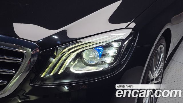 Mercedes-Benz S-Class 2018 — photo 8