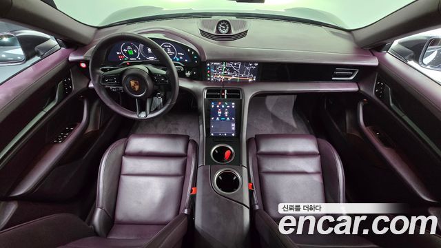 Porsche Taycan 2026 — photo 10