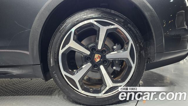 Porsche Taycan 2026 — photo 7