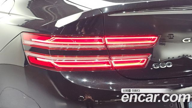 Genesis G80 2021 — photo 9