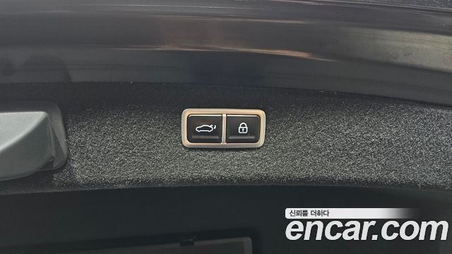 Genesis G80 2021 — photo 32
