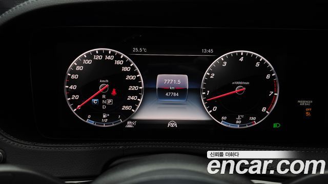 Mercedes-Benz S-Class 2018 — photo 11