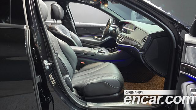 Mercedes-Benz S-Class 2018 — photo 16