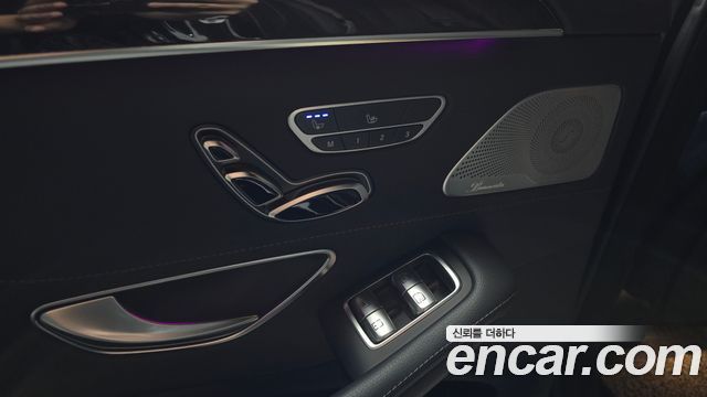 Mercedes-Benz S-Class 2018 — photo 29