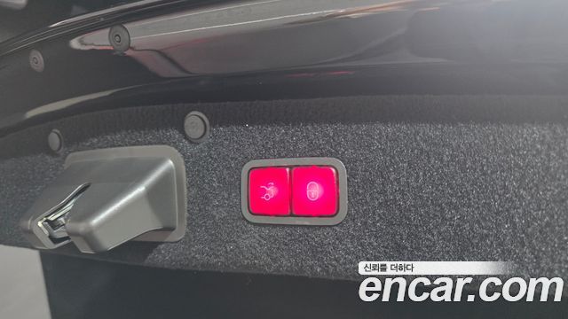 Mercedes-Benz S-Class 2018 — photo 32