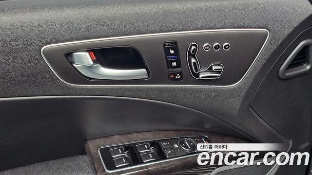 Kia K9 2014 — photo 18