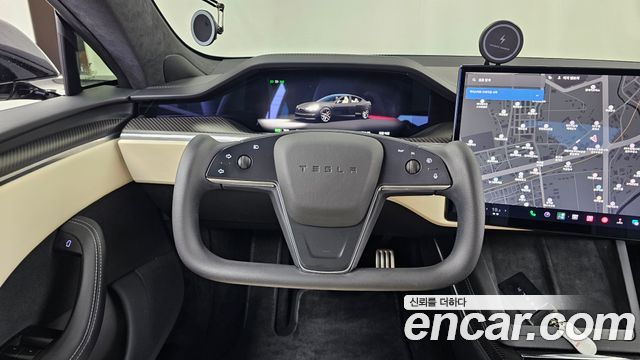 Tesla Model S 2023 — photo 13