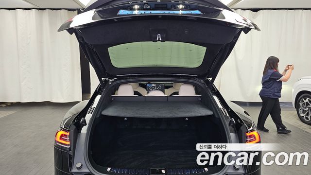 Tesla Model S 2023 — photo 20