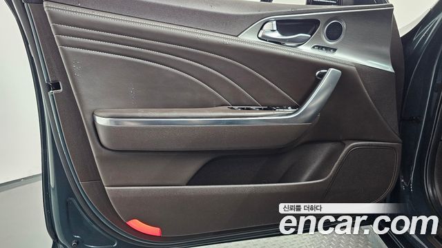 Kia Stinger 2023 — photo 14