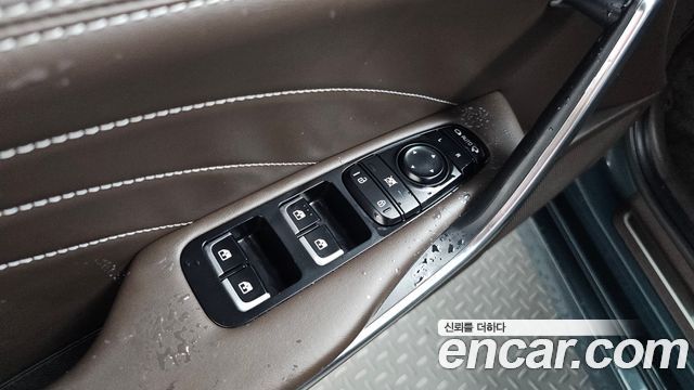Kia Stinger 2023 — photo 29