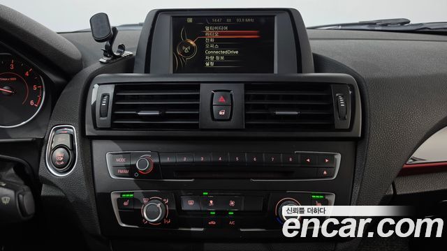 BMW 1-Series 2015 — photo 14