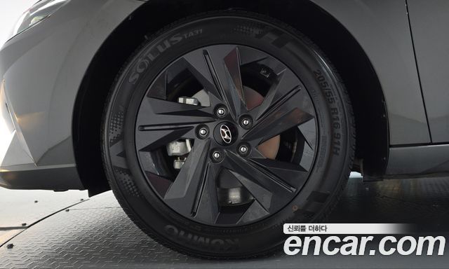 Hyundai AVANTE 2023 — photo 5