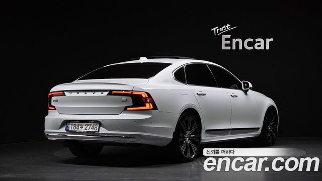 Volvo S90 2023 — photo 2
